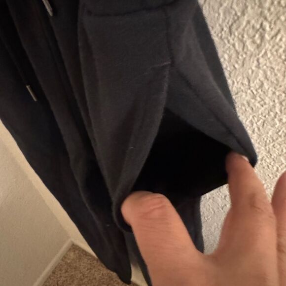 UGG Black Sleeveless Jumpsuit with Relaxed Fit - Picture 7 of 11